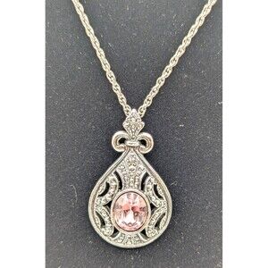 1990 Avon "Victorian Touch" Faux Amethyst Marcasite Pendant Chain Necklace